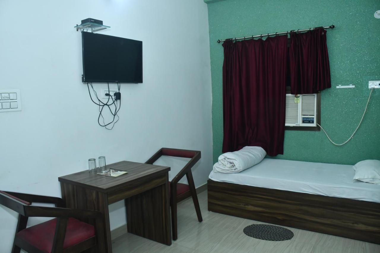 Hotel Awadh Palace Sahjanwa Εξωτερικό φωτογραφία